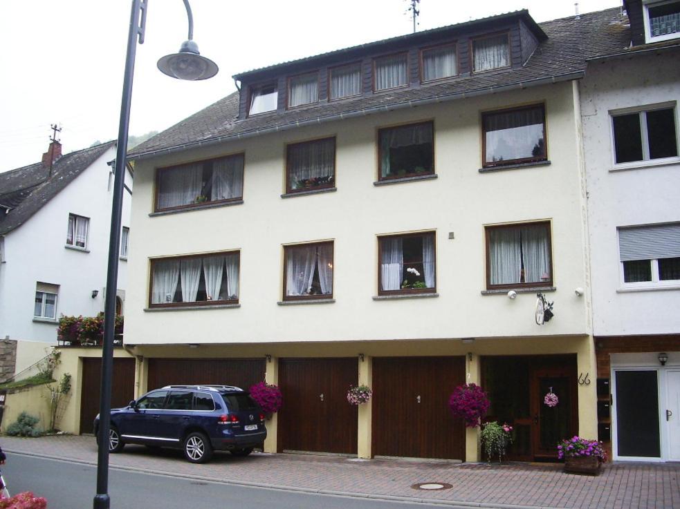 Ferienwohnungen Haus Gisela - Unterkunft Schlossberg Bacharach Buitenkant foto